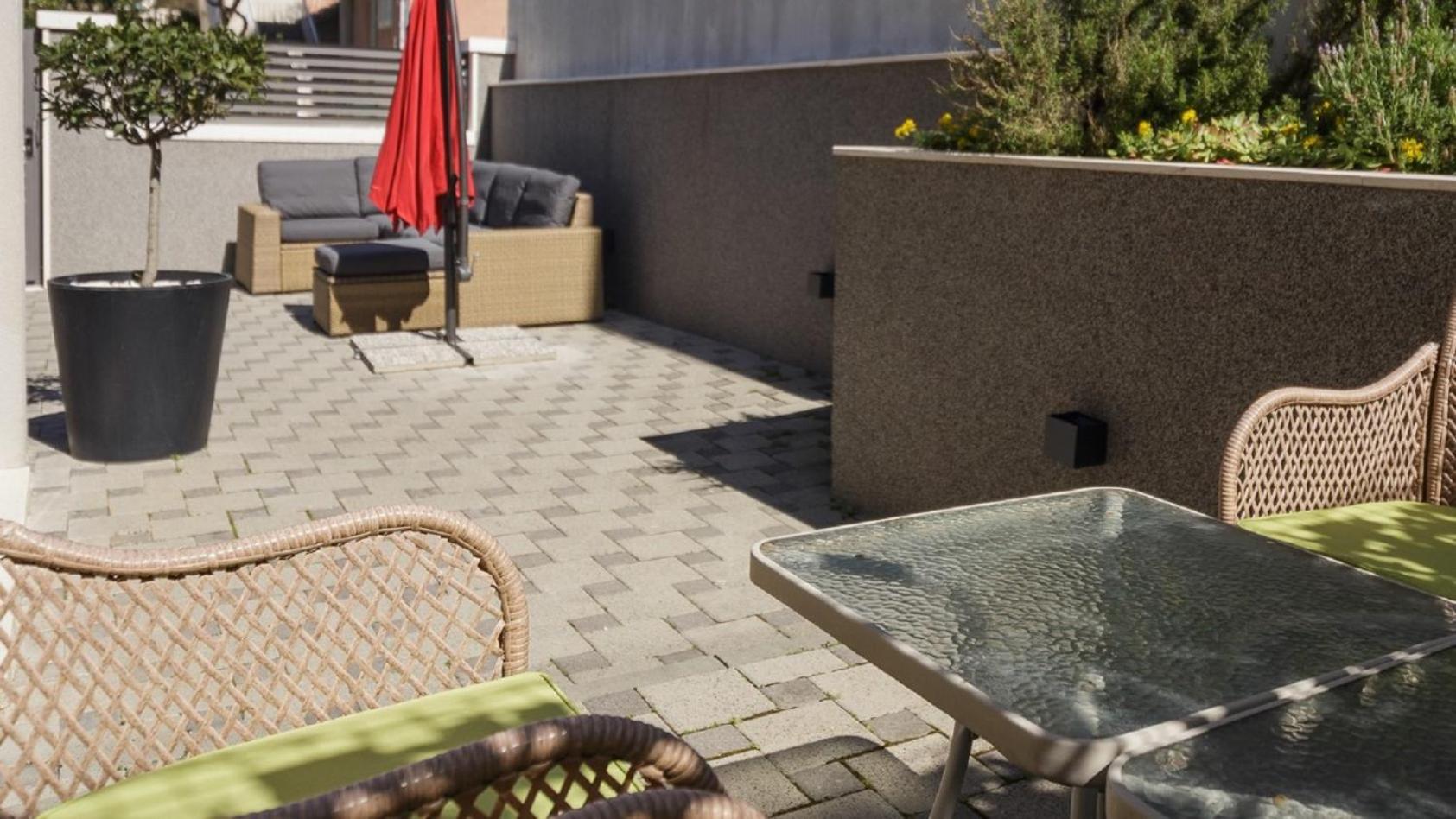 Holiday Home Aspalathos - With Free Parking, Near The Beach, A Few Minutes' Walking Distance To The Unesco Palace Split Extérieur photo