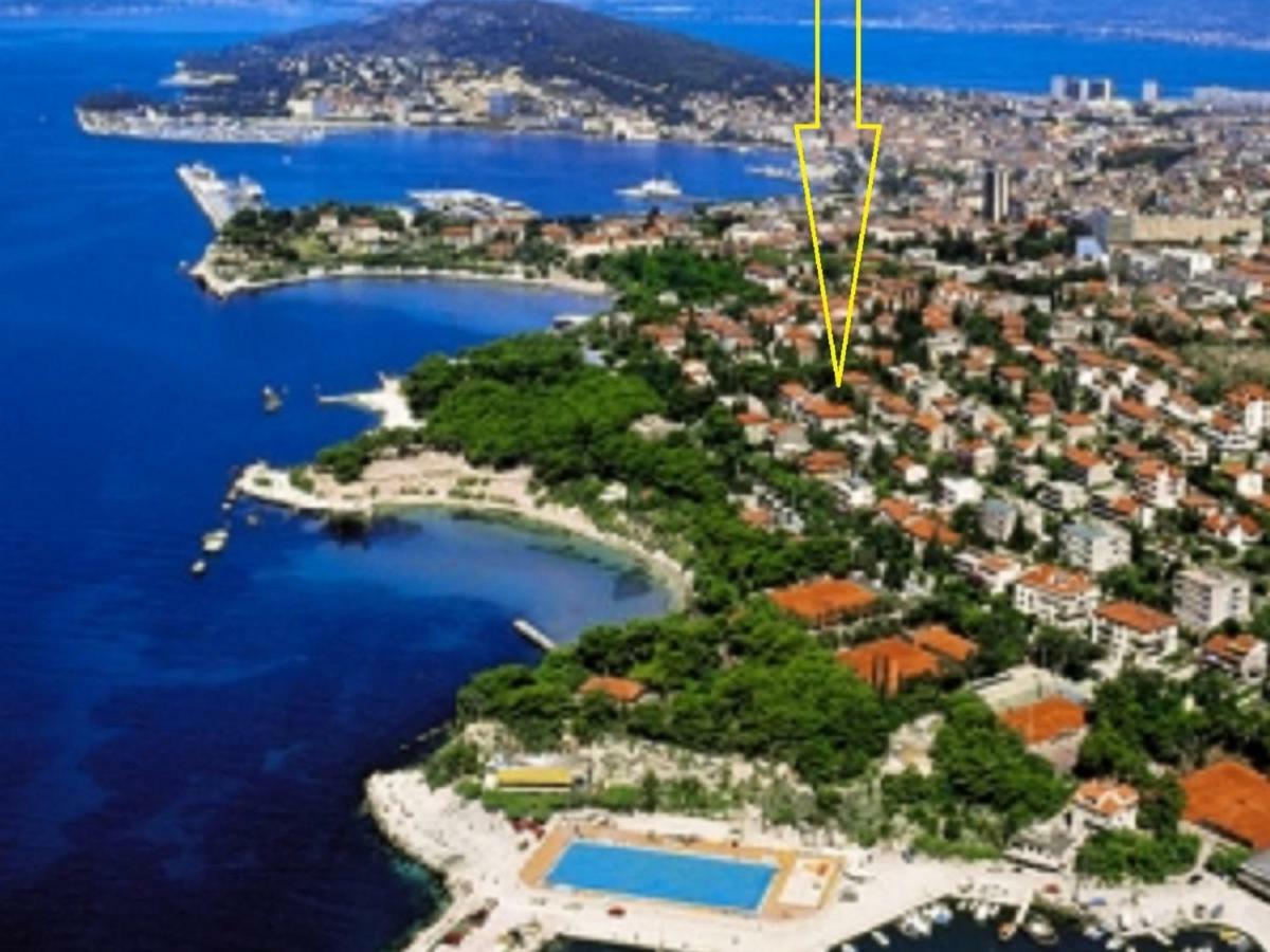 Holiday Home Aspalathos - With Free Parking, Near The Beach, A Few Minutes' Walking Distance To The Unesco Palace Split Extérieur photo