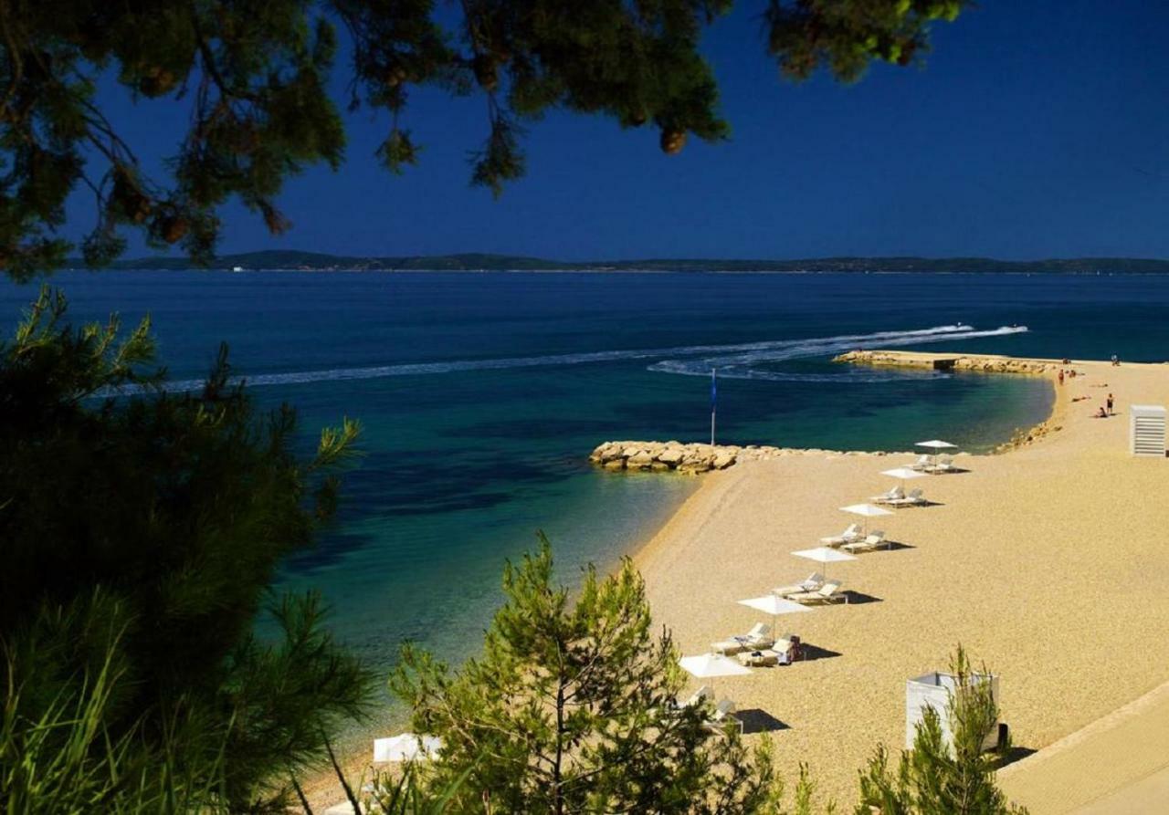 Holiday Home Aspalathos - With Free Parking, Near The Beach, A Few Minutes' Walking Distance To The Unesco Palace Split Extérieur photo